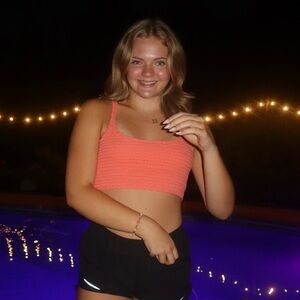 Meet your Posher, Jenna